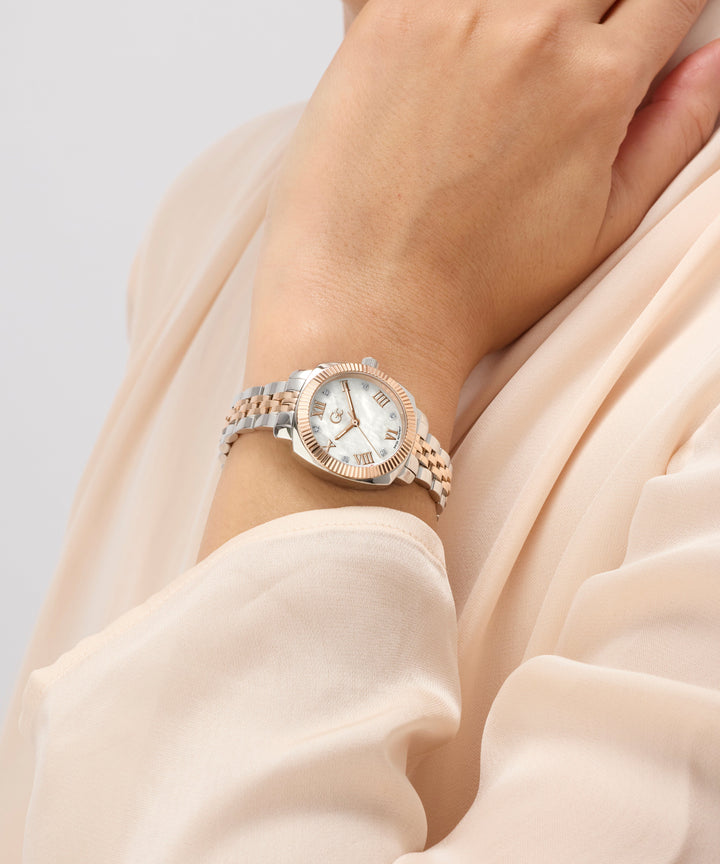 Gc Watch Flair Coussin Mini Z73002L1 Mother of Pearl Dial Women&