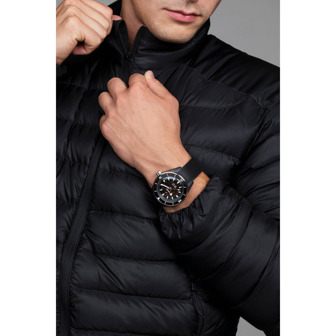 Rado Captain Cook High-Tech Ceramic R32127156