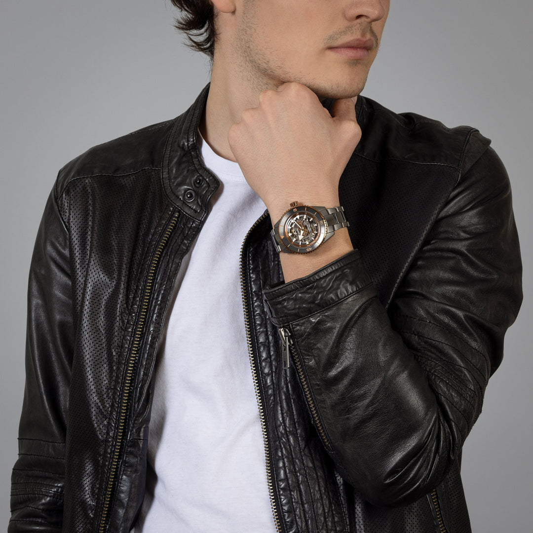 Rado Captain Cook High-Tech Ceramic Skeleton R32148162