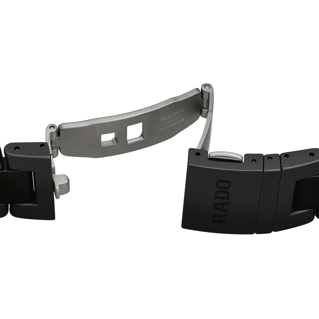 https://www.rado.com/media/catalog/product/c/a/captaincook_r32190153_d_1.png