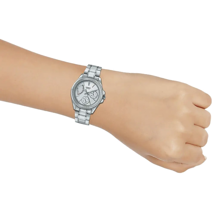 Casio A1037 LTP-2089D-7AVDF Enticer Ladies
