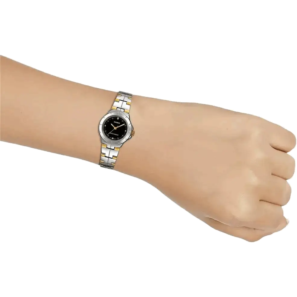 Casio A906 LTP-1242SG-1CDF Enticer Ladies