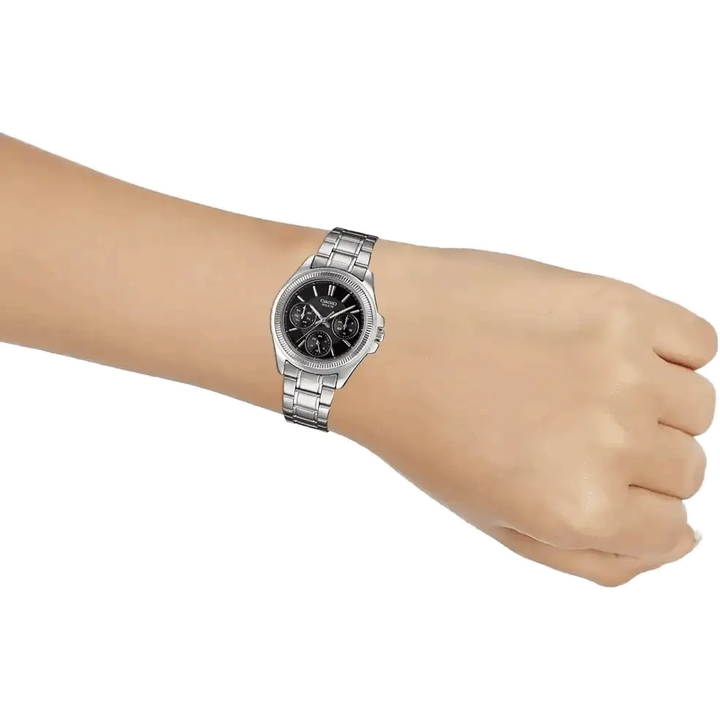 Casio A933 LTP-2088D-1AVDF Enticer Ladies