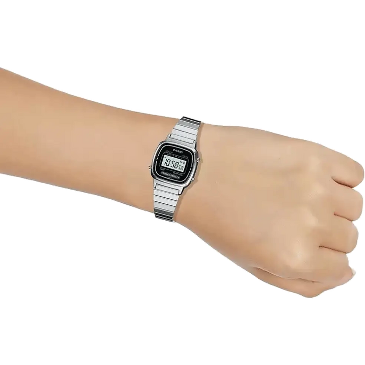 Casio D123 LA670WD-1DF Vintage