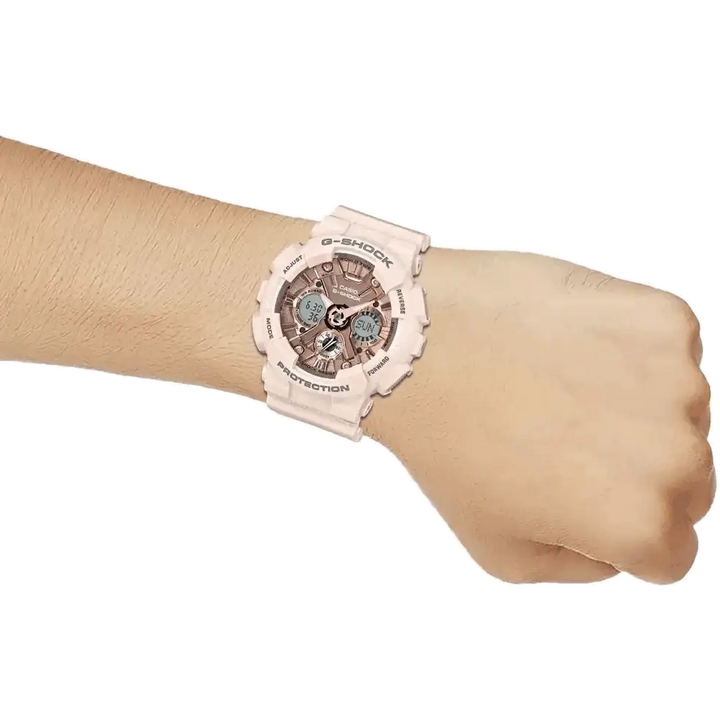 Casio G732 GMA-S120MF-4ADR G-Shock Women