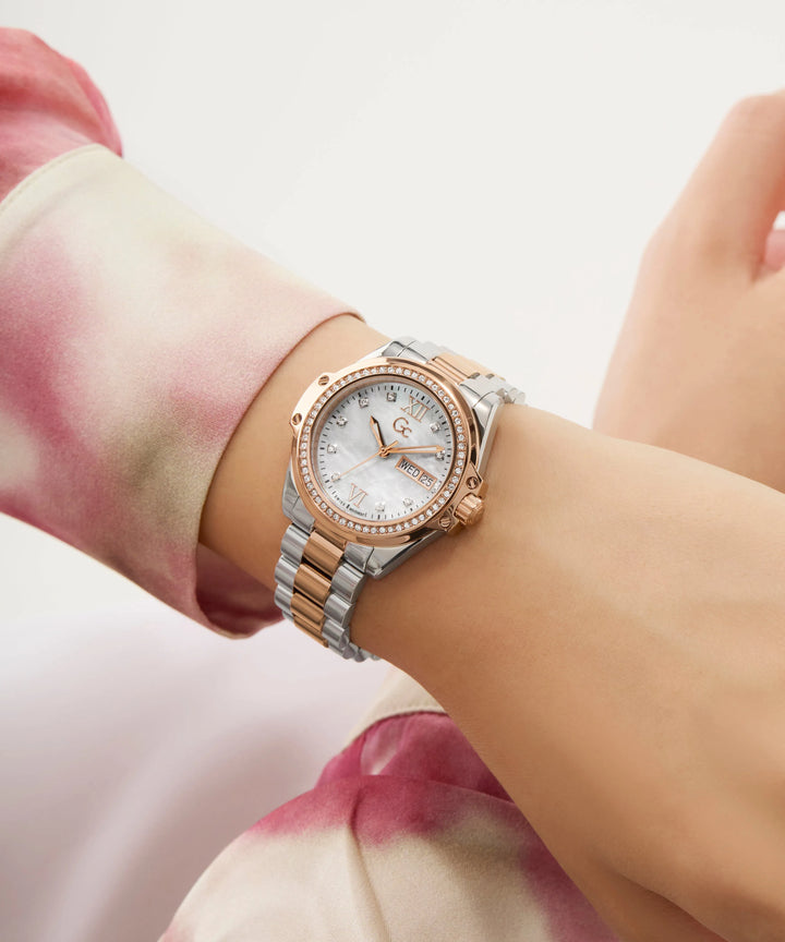 GUESS Gc Bolt Lady Z53001L1 Silver Rose Gold Dial Women&