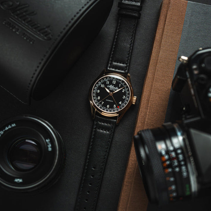 Atlantic WorldMaster Pointer Date 52782.44.63 Black Dial Automatic Men&