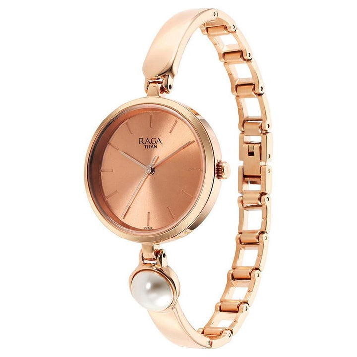 TITAN Women Hera NS2720WM01F