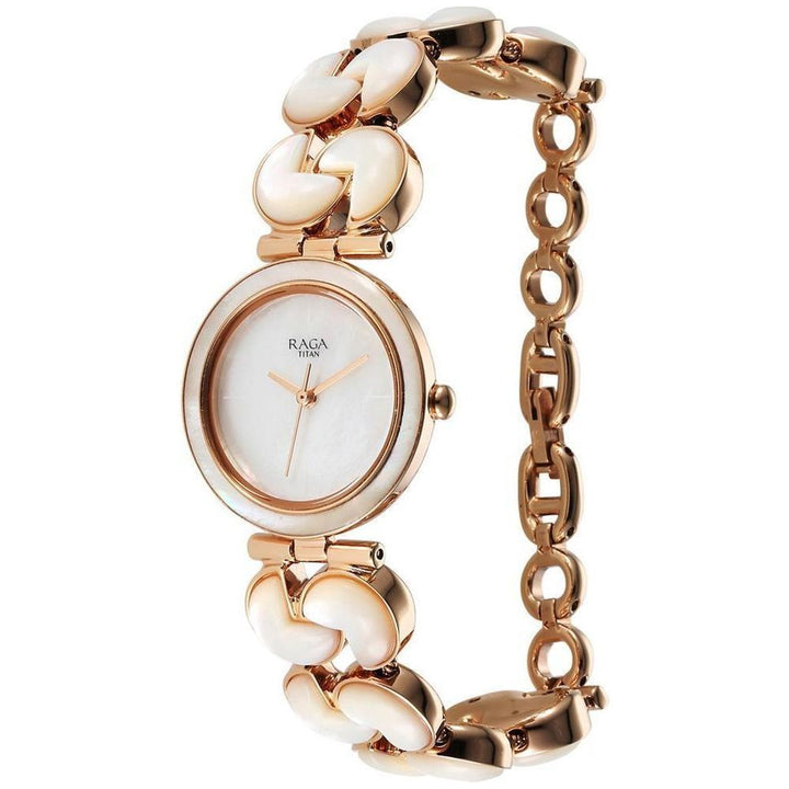 TITAN Women Glitz NS95233WM01F