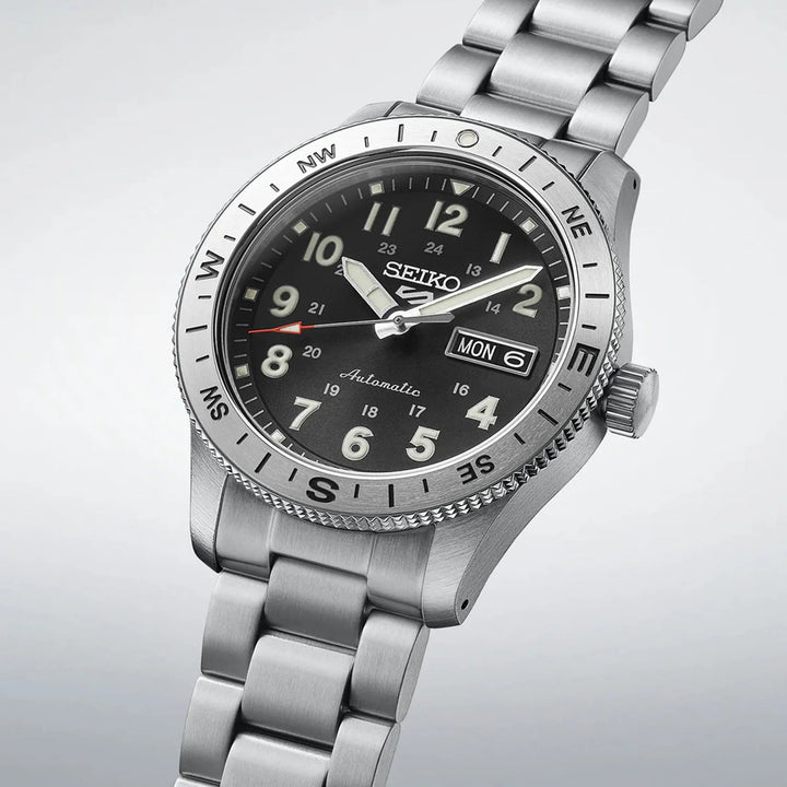 Seiko 5 Sports HDB006K1 Automatic Black Dial Men&