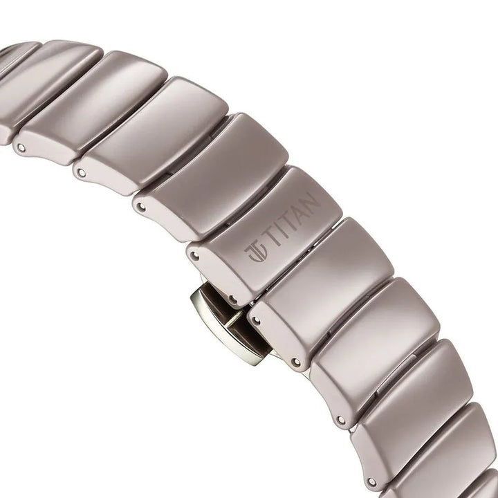 Titan Edge Squircle 2757QC03 Cream Dial Women&