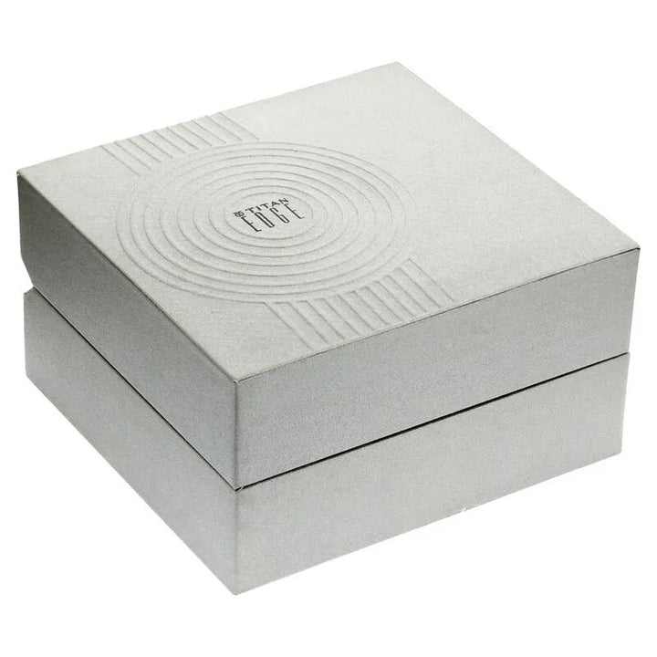 Titan Edge Squircle nu1841qc03 White Dial Unisex Watch