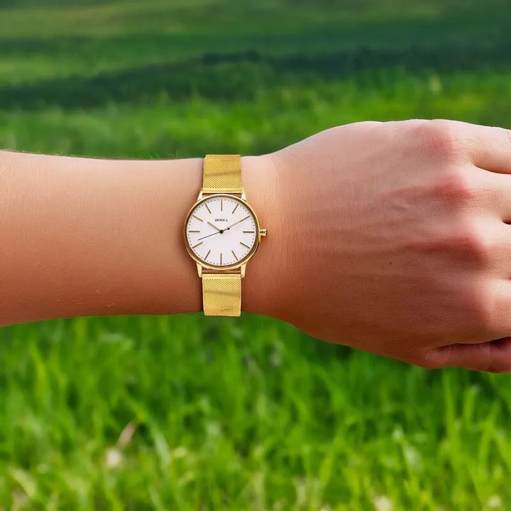 Titan Nebula Lustre 18k Gold Analog Men&