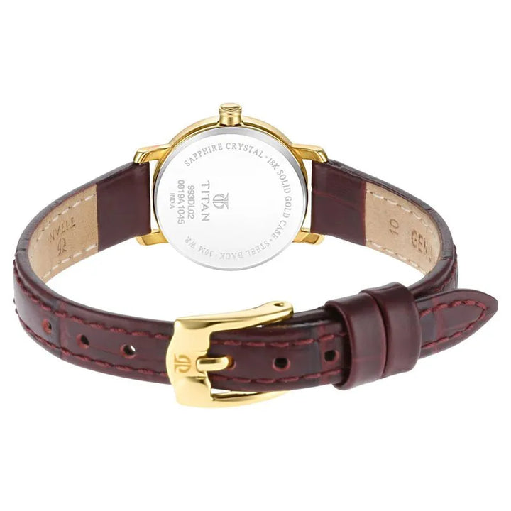 Titan Nebula Vintage 18k Gold Analog Women&