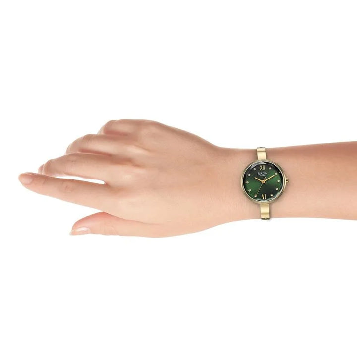 Titan Raga Showstopper NU95271YM01 Green Dial Women&
