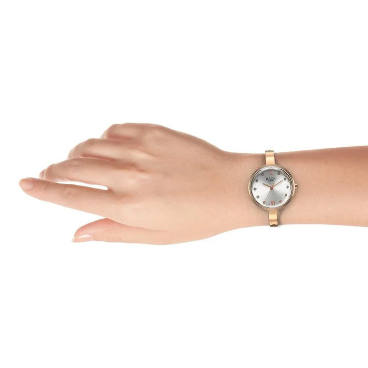 Titan Raga Showstopper Quartz Analog Silver Dial Rose Gold Metal Strap Women&
