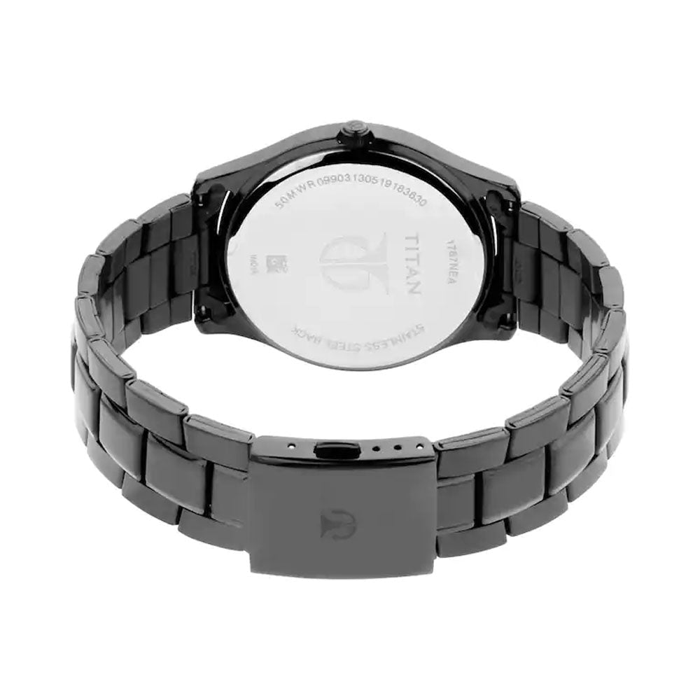 Titan NP1767NM01 Classique Analog Watch For Men