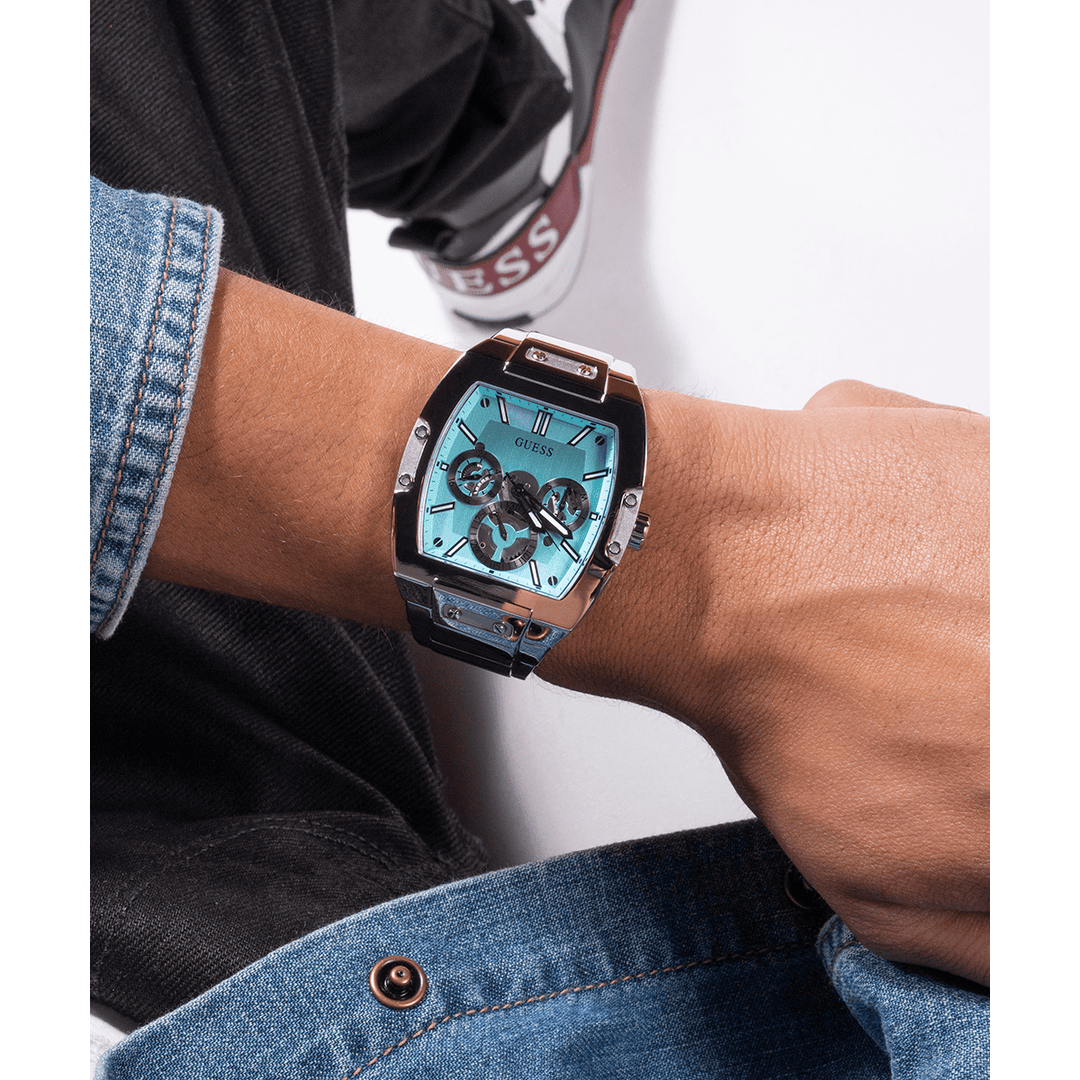 GUESS Mens Silver Tone Multi-Function Watch